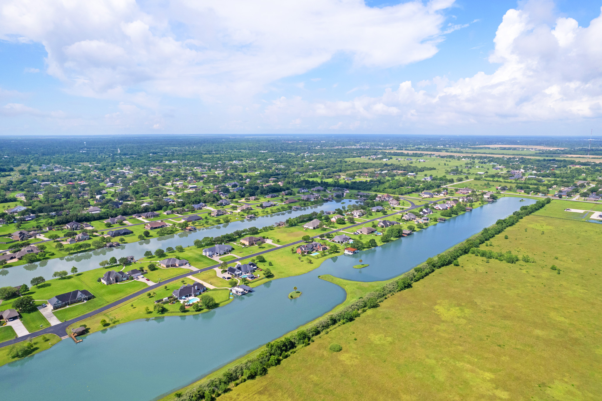 Aerial view of Lago Santa Fe and its private ski lake